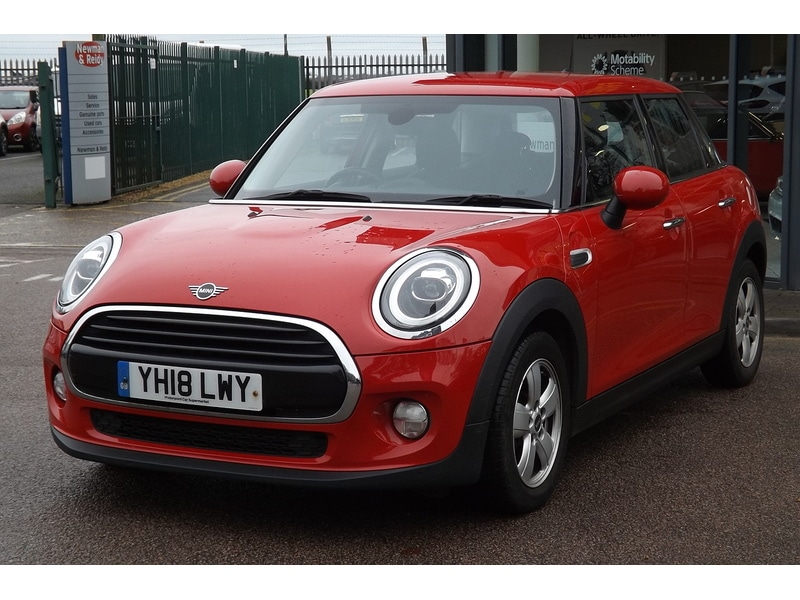 Used MINI Hatch 2018 for sale - 76766430: Photo 1