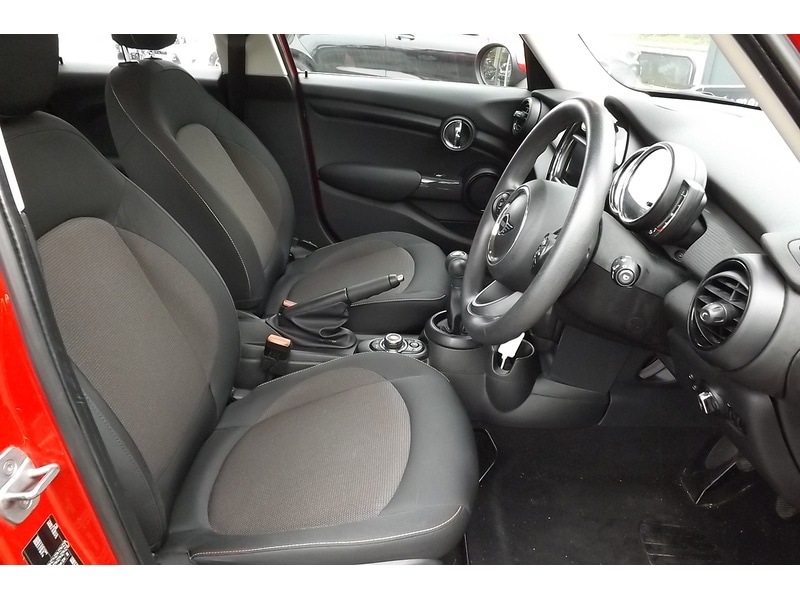 Used MINI Hatch 2018 for sale - 76766430: Photo 24