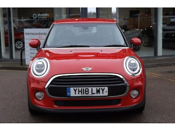 Used MINI Hatch 2018 for sale - 76766430: Photo
