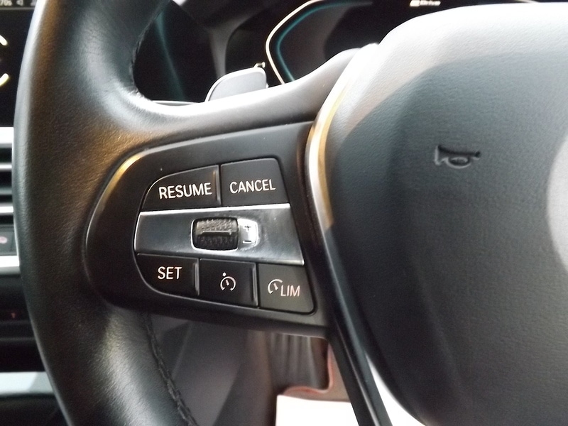 Used BMW 3 Series 2020 for sale - 77200924: Photo 15