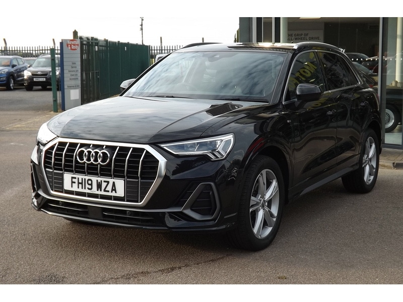 Used Audi Q3 2019 for sale - 76766429: Photo 1