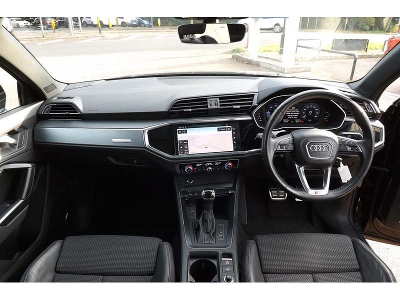 Used Audi Q3 2019 for sale - 76766429: Photo 15