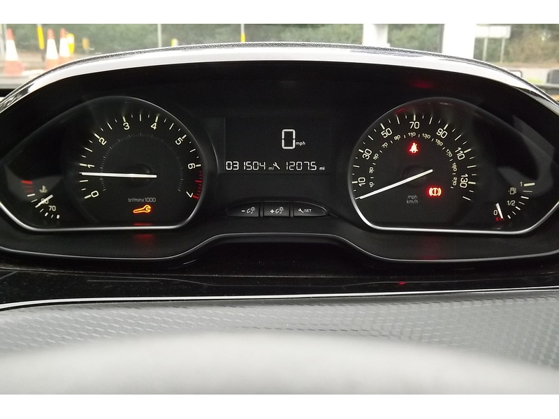 Used Peugeot 2008 2019 for sale - 76766425: Photo 18