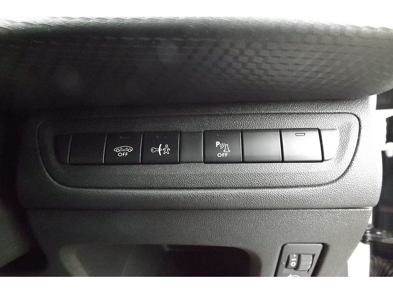 Used Peugeot 2008 2019 for sale - 76766425: Photo 23