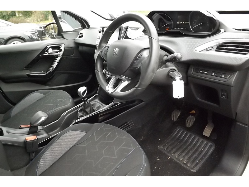Used Peugeot 2008 2019 for sale - 76766425: Photo 25