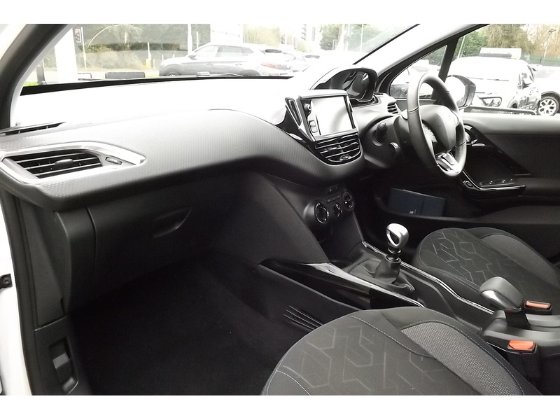 Used Peugeot 2008 2019 for sale - 76766425: Photo 28