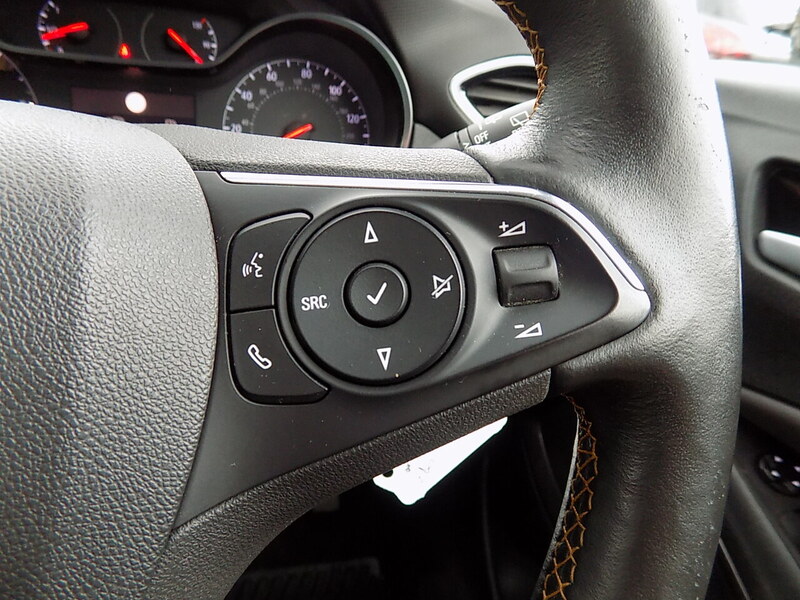 Used Vauxhall Crossland X 2018 for sale - 77027656: Photo 12