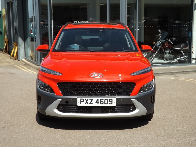 Used Hyundai KONA 2021 for sale - 76766464: Photo 2