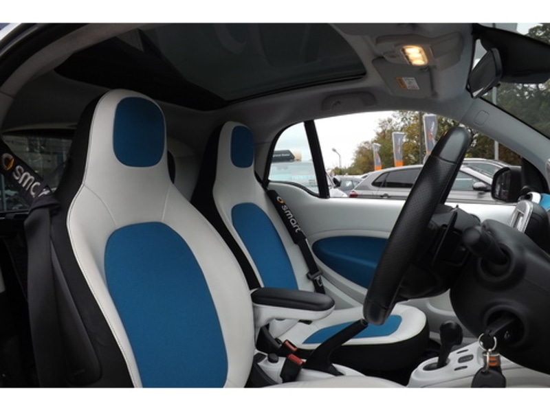 Used smart fortwo 2016 for sale - 77135593: Photo 26