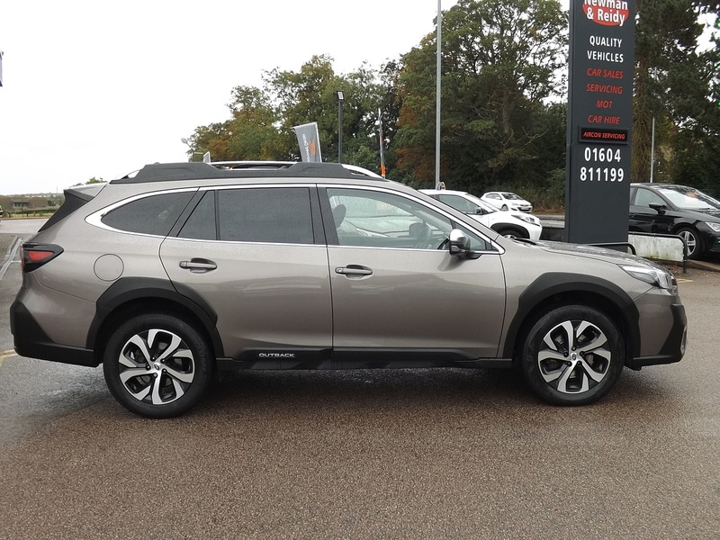 Used Subaru Outback 2022 for sale - 76766469: Photo 5