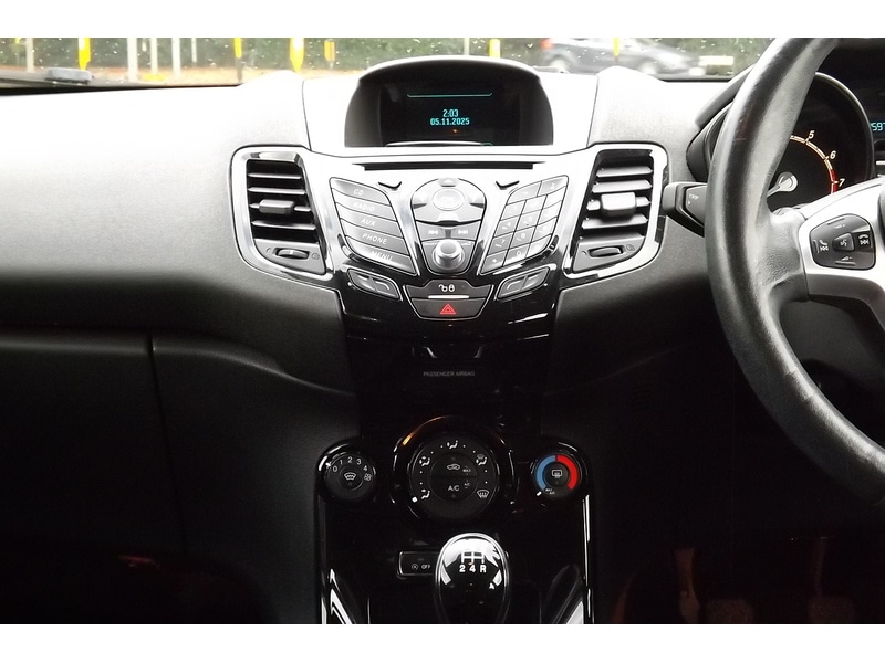 Used Ford Fiesta 2015 for sale - 76766465: Photo 16