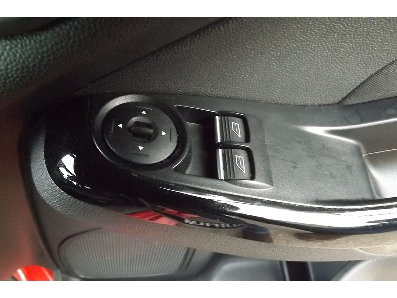 Used Ford Fiesta 2015 for sale - 76766465: Photo 17