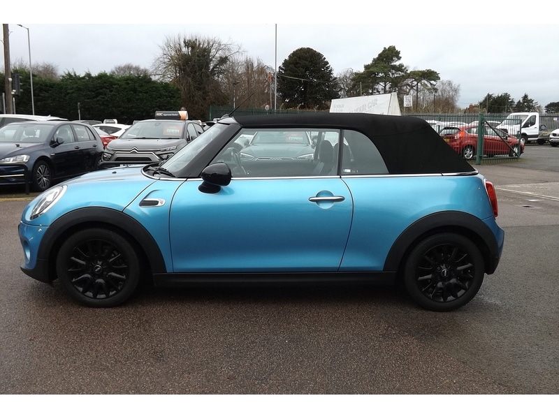 Used MINI Convertible 2018 for sale - 76766439: Photo 9
