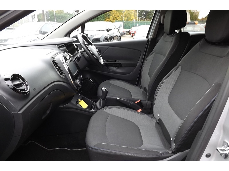 Used Renault Captur 2017 for sale - 76766442: Photo 23