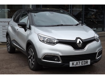 Used Renault Captur 2017 for sale - 76766442: Photo