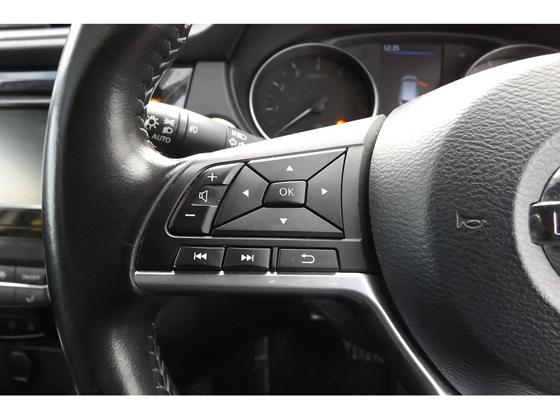 Used Nissan Qashqai 2018 for sale - 76766436: Photo 17