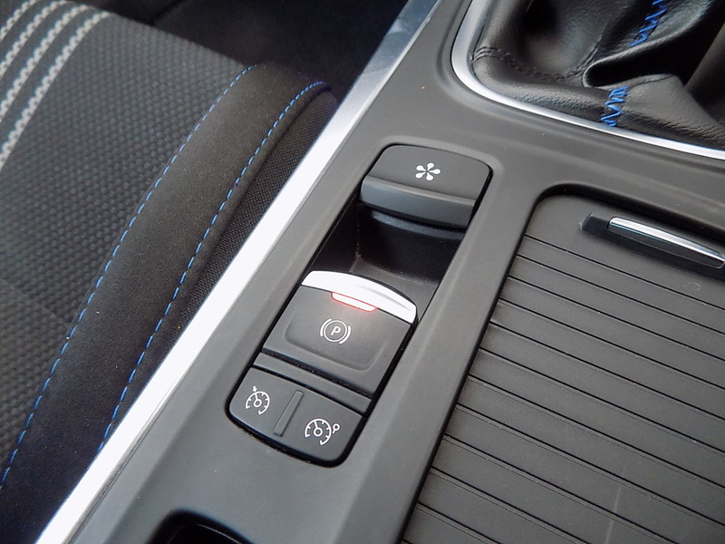 Used Renault Megane 2019 for sale - 76766452: Photo 17