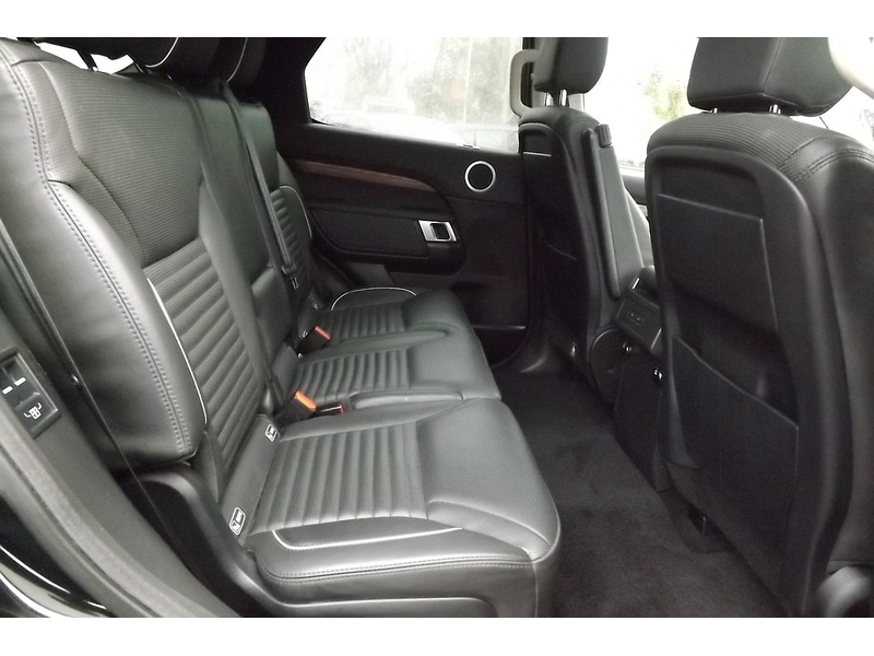 Used Land Rover Discovery 2018 for sale - 76924059: Photo 30