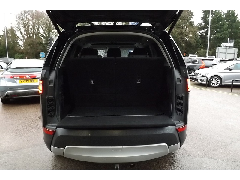 Used Land Rover Discovery 2018 for sale - 76924059: Photo 37