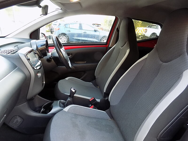 Used Toyota AYGO 2021 for sale - 76910744: Photo 23