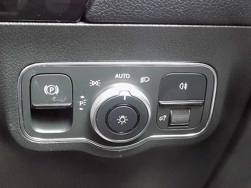 Used Mercedes-Benz B Class 2019 for sale - 76766401: Photo 25