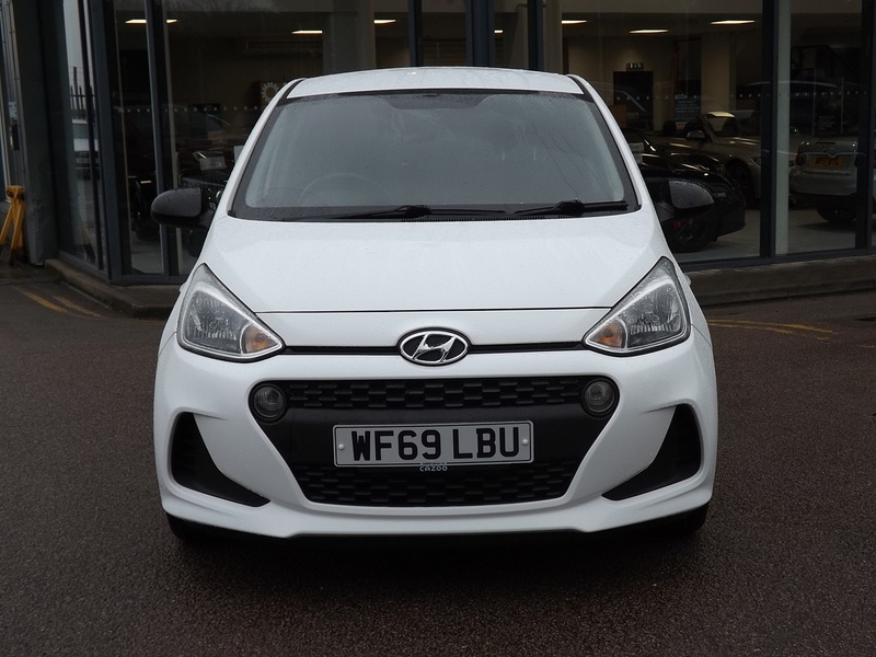 Used Hyundai i10 2019 for sale - 77370273: Photo 2