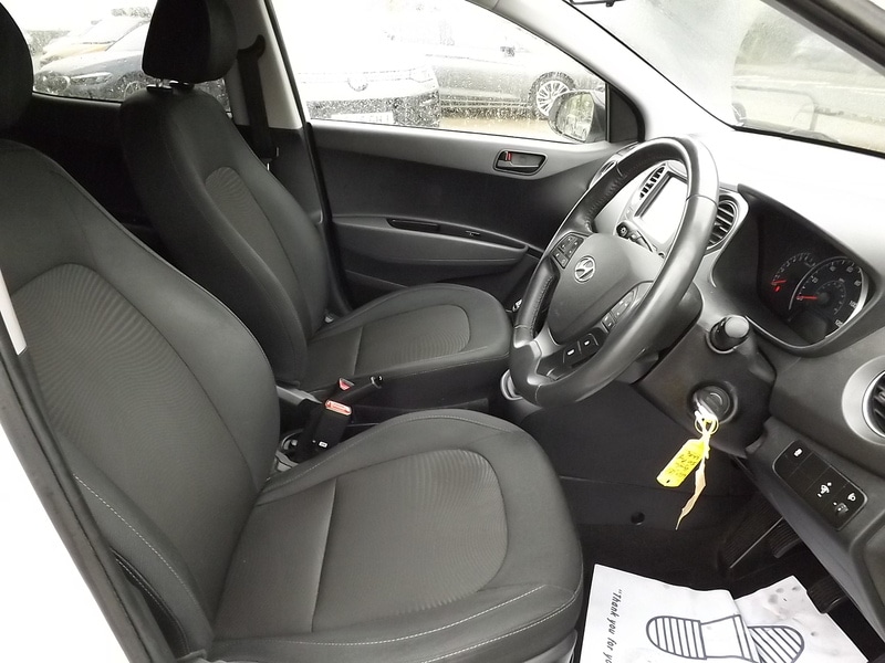 Used Hyundai i10 2019 for sale - 77370273: Photo 22