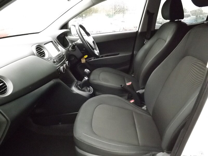 Used Hyundai i10 2019 for sale - 77370273: Photo 25