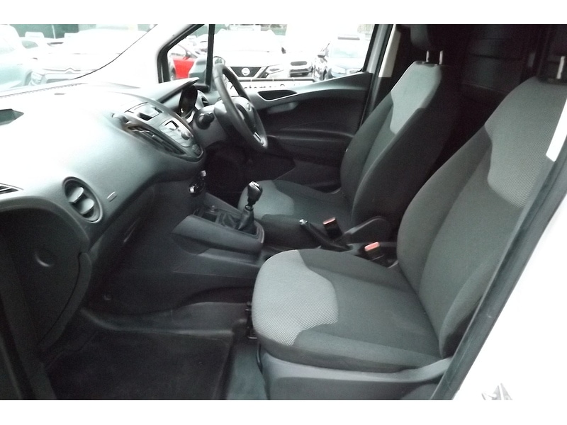 Used Ford Transit Courier 2019 for sale - 76910755: Photo 17