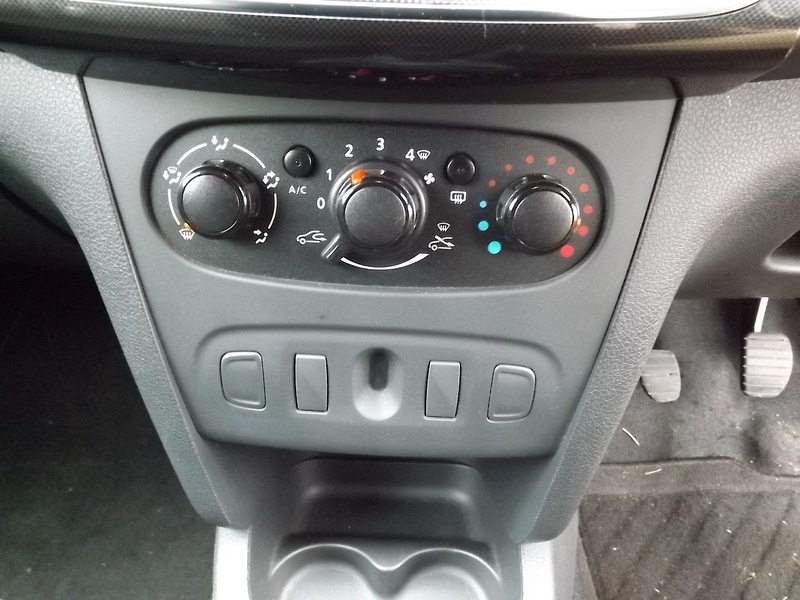 Used Dacia Sandero 2019 for sale - 77328804: Photo 16