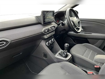 Used Dacia Sandero undefined for sale - 77600682: Photo