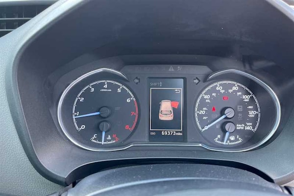 Used Toyota Yaris 2018 for sale - 75379055: Photo 11