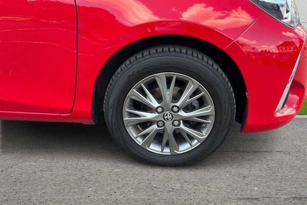 Used Toyota Yaris 2018 for sale - 75379055: Photo 9