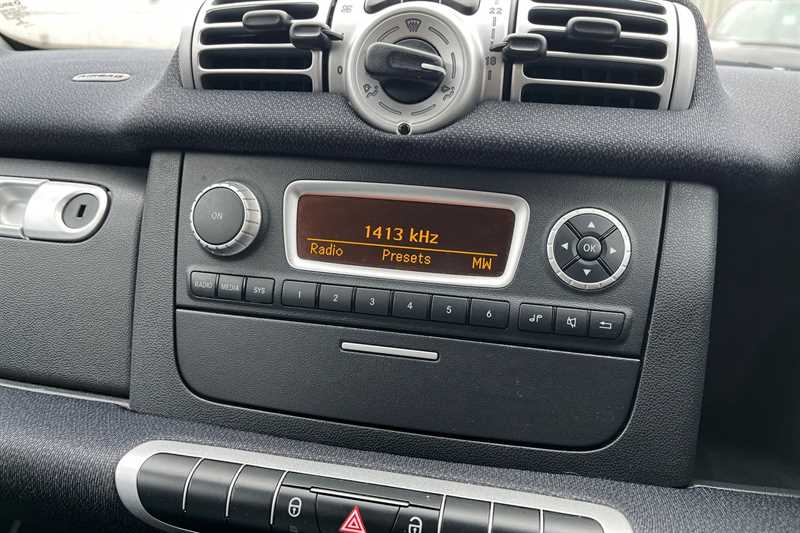 Used smart fortwo 2014 for sale - 76668408: Photo 14