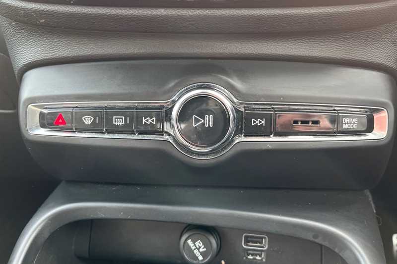 Used Volvo XC40 2020 for sale - 77885617: Photo 16