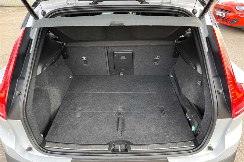 Used Volvo XC40 2020 for sale - 77885617: Photo 20