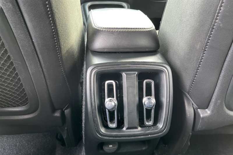 Used Volvo XC40 2020 for sale - 77885617: Photo 26