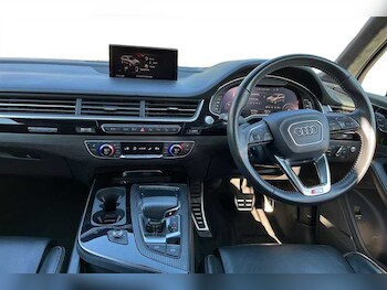 Used Audi Q7 2018 for sale - 78351432: Photo