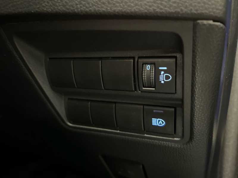 Used Toyota Yaris 2022 for sale - 77627732: Photo 25