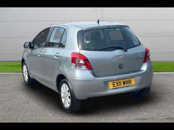 Used Toyota Yaris 2011 for sale - 74979789: Photo