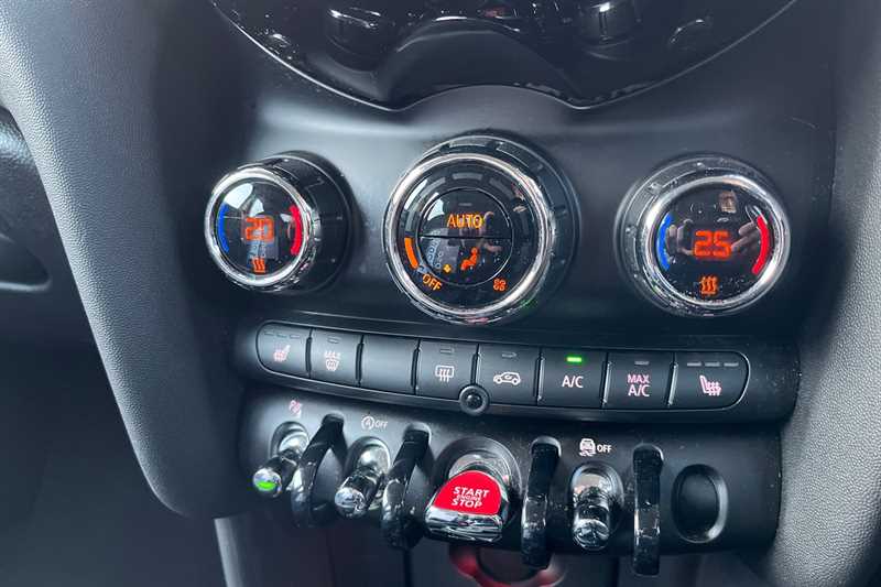 Used MINI Hatch 2020 for sale - 77010692: Photo 16