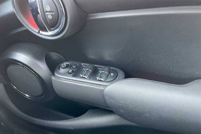 Used MINI Hatch 2020 for sale - 77010692: Photo 18