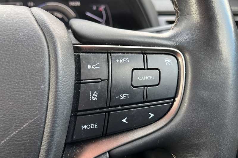 Used Lexus UX 2019 for sale - 77526427: Photo 24