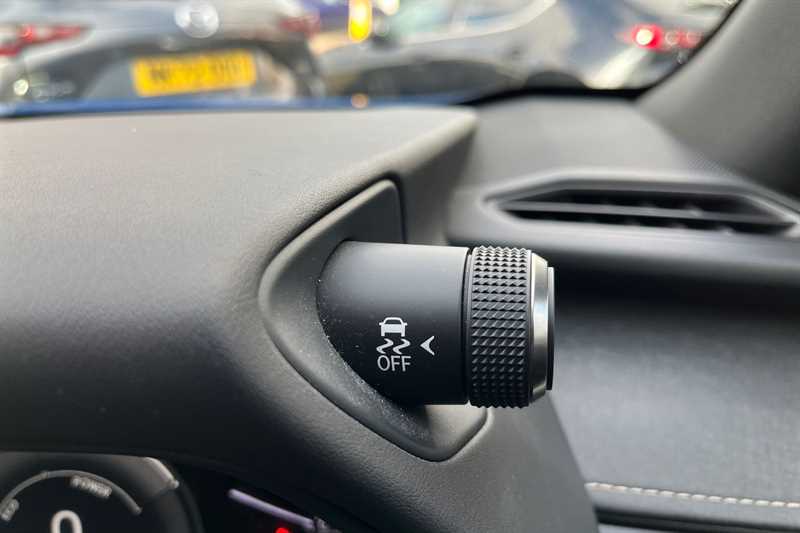 Used Lexus UX 2019 for sale - 77526427: Photo 25