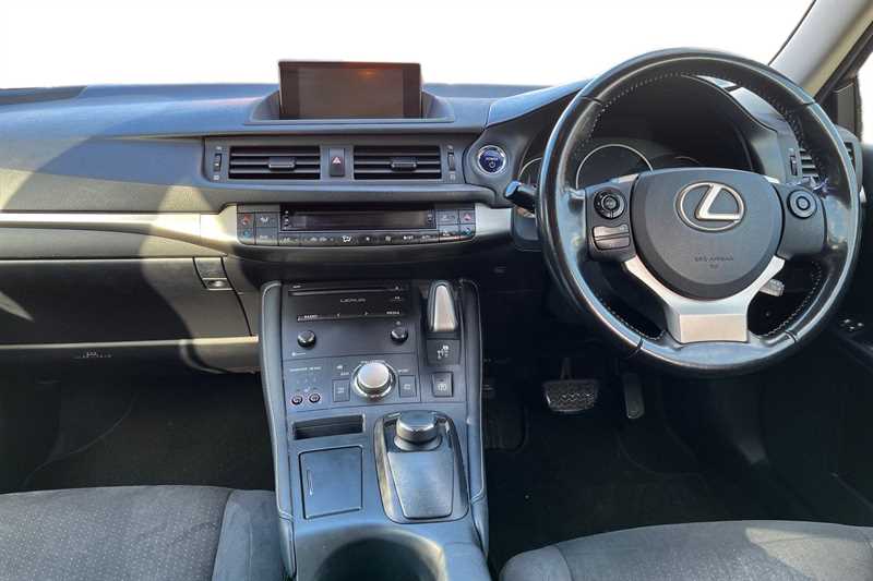 Used Lexus CT 2017 for sale - 77389227: Photo 4
