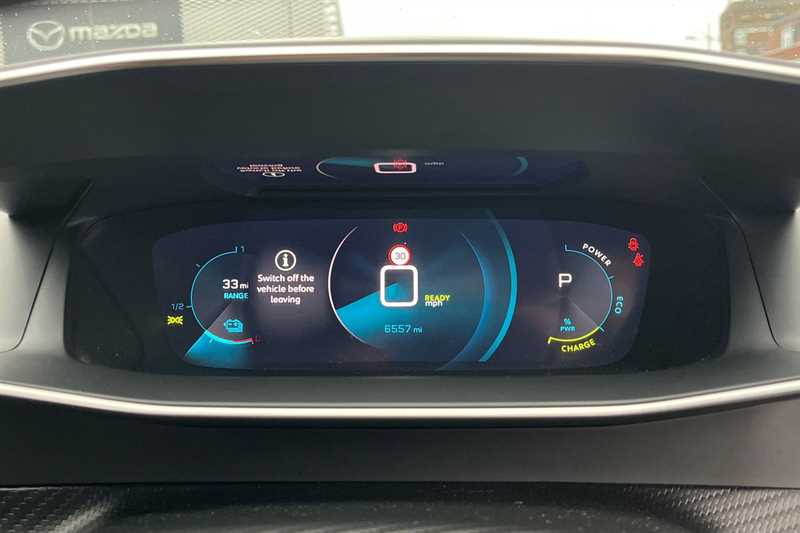 Used Peugeot 2008 2023 for sale - 76928313: Photo 11