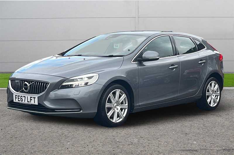 Used Volvo V40 2017 for sale - 76523705: Photo 10