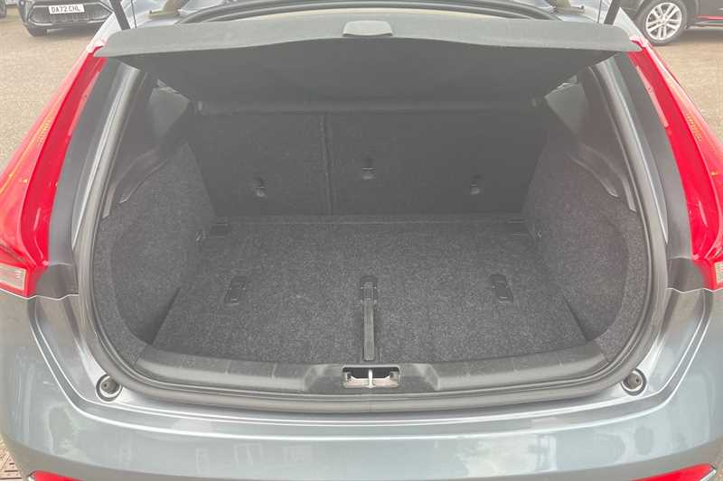 Used Volvo V40 2017 for sale - 76523705: Photo 20