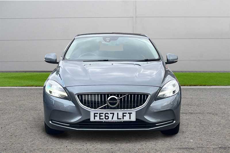Used Volvo V40 2017 for sale - 76523705: Photo 6