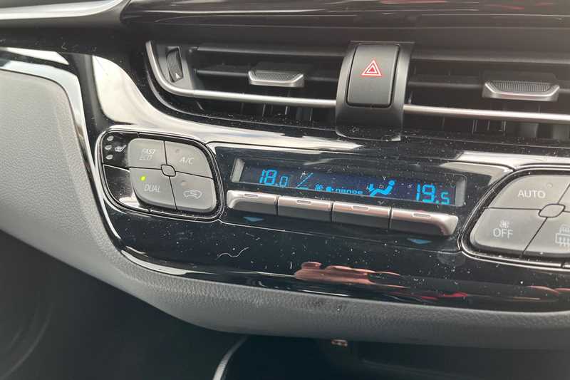 Used Toyota C-HR 2022 for sale - 76523711: Photo 16